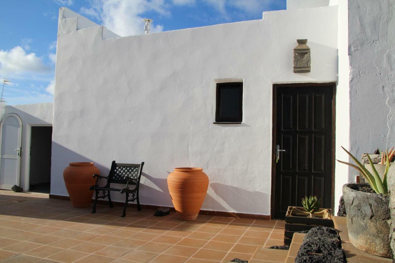 Casa Caldera Guiguan Villa Tinajo Buitenkant foto