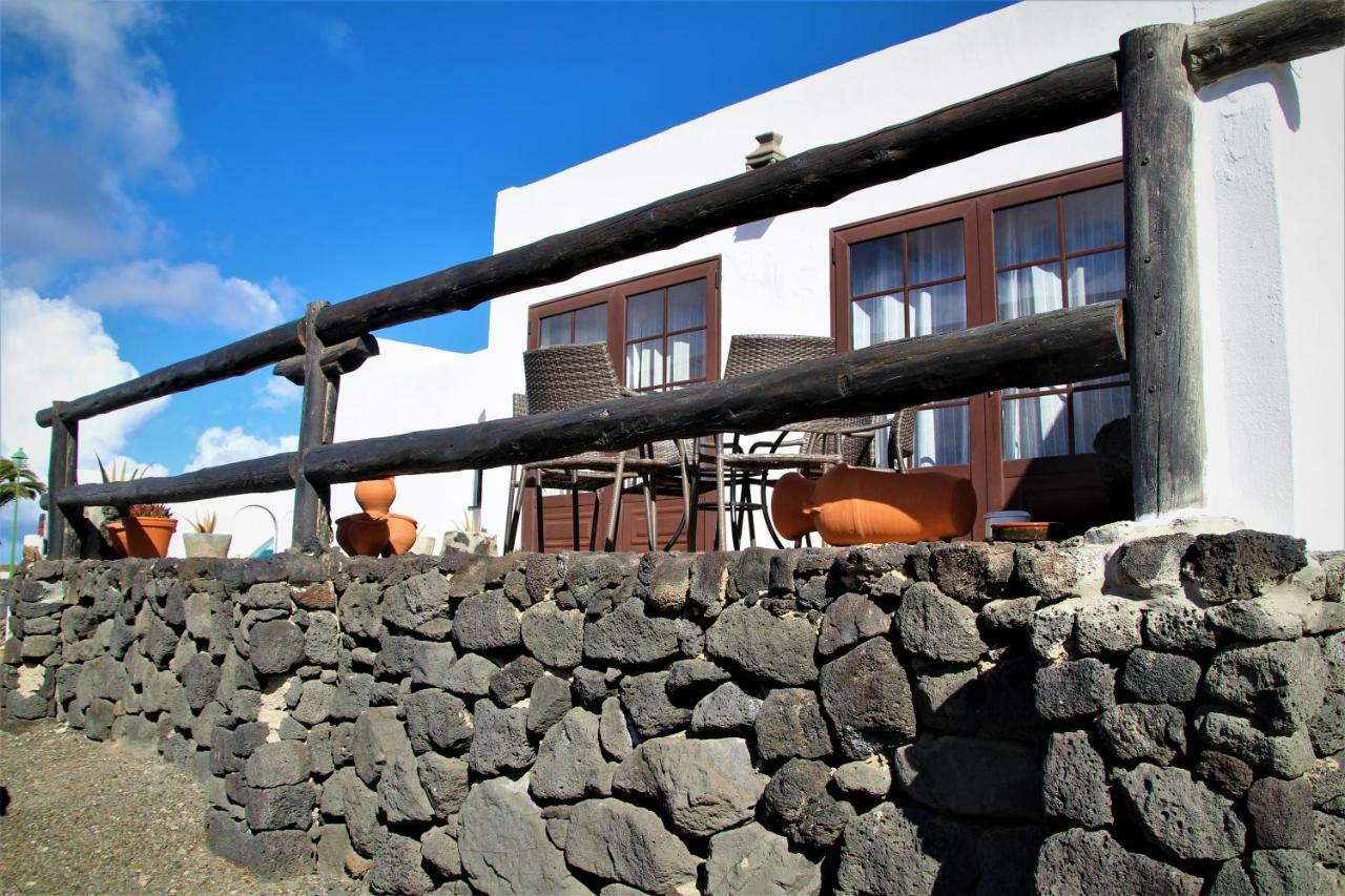 Casa Caldera Guiguan Villa Tinajo Buitenkant foto